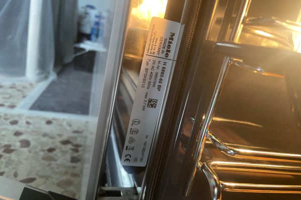 vendo forno MIELE NUOVO h6860 bp vendofornomielenuovoh6860bp.jpg