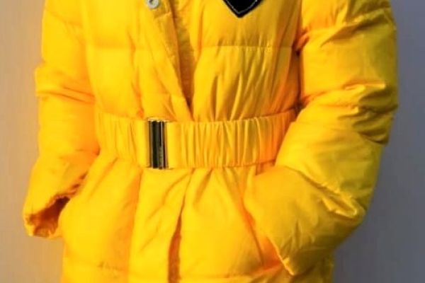 ERMANNO SCERVINO piumino taglia  38-40 (44-46IT) ORIGINALE! NUOVO! colore giallo ermannoscervinopiuminotaglia38-68cc6bb4118e8.jpg