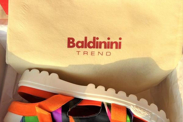 BALDININI sandali morbidi e confortevoli ORIGINALI E NUOVI n.37 baldininisandalimorbidieconfor-67f7d4a20da64.jpg