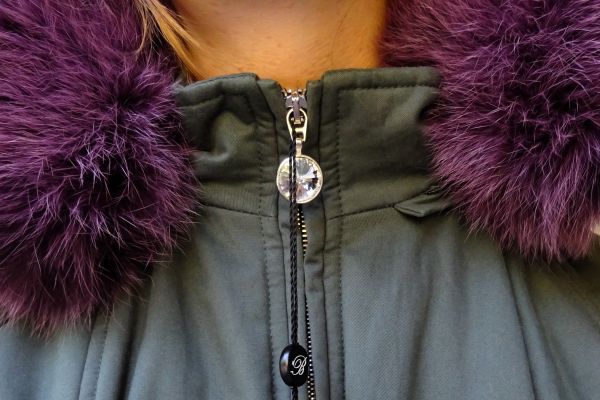 BLUMARINE jacket with Shadow Fox collar. size 42 (48IT) blumarinejacketwithshadowfoxco-66e82b09e42cd.jpg
