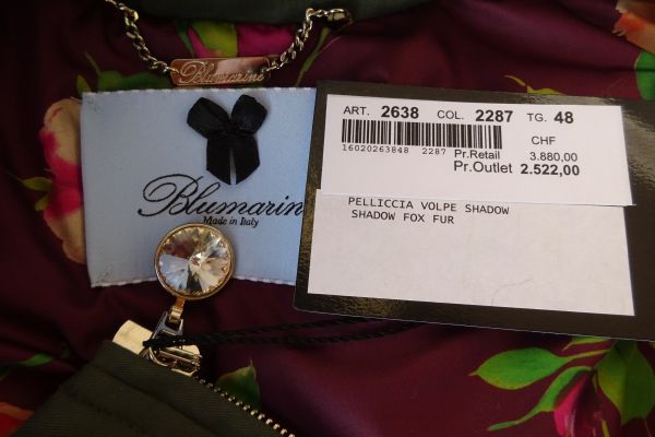 BLUMARINE jacket with Shadow Fox collar. size 42 (48IT) blumarinejacketwithshadowfoxco-66e82b39c9249.jpg