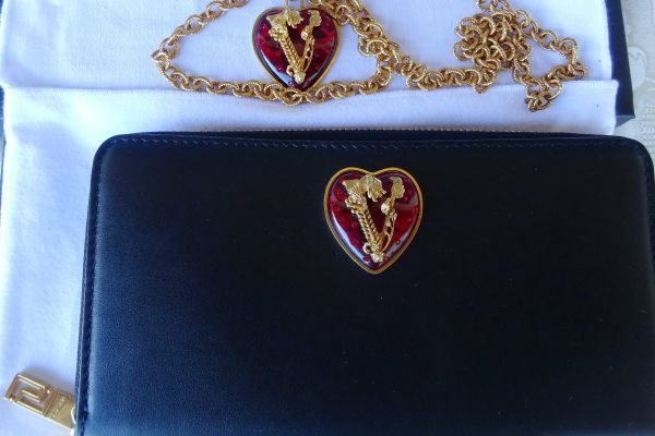 VERSACE ORIGINALE E NUOVO! portamonete in pelle versaceoriginaleenuovoportamon-6800019cd68c2.jpg