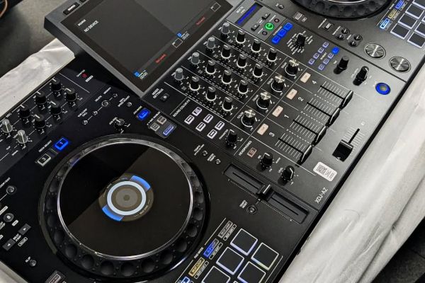 AlphaTheta XDJ-AZ,OMNIS-DUO, Pioneer OPUS-QUAD, Pioneer XDJ-RX3,XDJ-XZ,DDJ-FLX10 alphathetaxdjazomnisduopioneer1.jpg