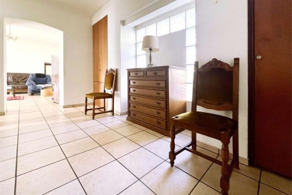 CASA INDIPENDENTE CON GIARDINO E VISTA PANORAMICA casaindipendentecongiardinoevi123.jpg