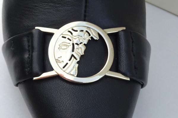 VERSACE ORIGINALI e NUOVI! stivaletti in pelle n. 39 e 40 versaceoriginalienuovistivalet-68d6b39501514.jpg