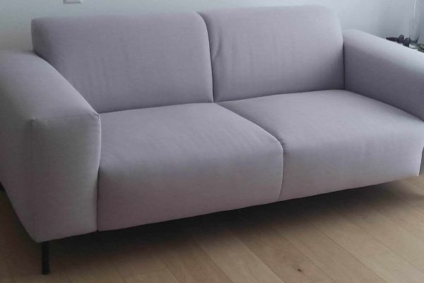 Divano posti 2,5 in tessuto grigio chiarissimo Pfister divanoposti25intessutogrigioch12.jpeg