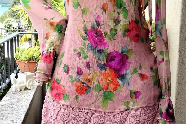 BLUMARINE silk blouse size 36 ( 42 IT)  ORIGINAL and NEW! blumarinesilkblousesize3642ito-64d3f799ac8ef.jpg