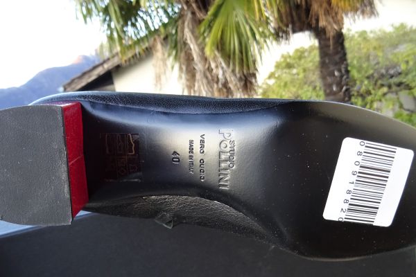 POLLINI ORGINAL! NEW! leather boots size 40 color black red heel polliniorginalnewleatherbootss-670bdd41f0ff5.jpg