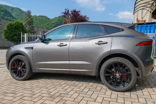 Jaguar E-Pace 2.0 D240 R-Dynamic jaguarepace20d240rdynamic12.jpg