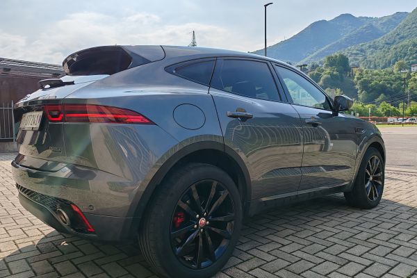 Jaguar E-Pace 2.0 D240 R-Dynamic jaguarepace20d240rdynamic1234.jpg