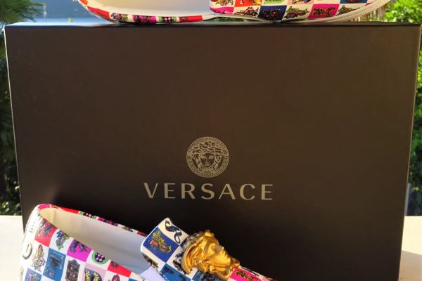 ORIGINAL VERSACE! size 36 and 38 originalversacesize3637and38-6483304a6922d.jpg