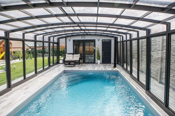 Coperture scorrevoli / telescopiche per piscine , terrazzo, idromassaggio SPA coperturescorrevolitelescopich-65e5e8d441d1d.jpg