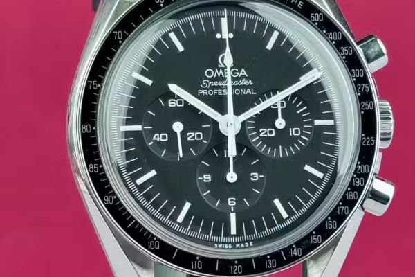 Omega Speedmaster Professional Moonwatch Chronograph omegaspeedmasterprofessionalmo123.jpg