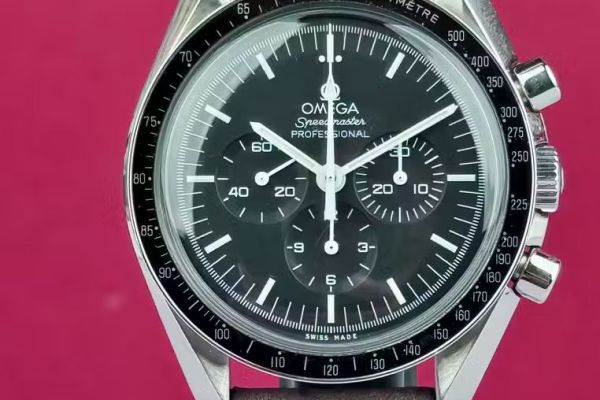 Omega Speedmaster Professional Moonwatch Chronograph omegaspeedmasterprofessionalmo1234.jpg
