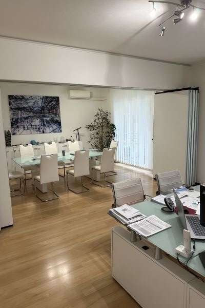 Ufficio di prestigio, due ampie stanze arredate in centro a Lugano ufficiodiprestigiodueampiestan1234567.jpg