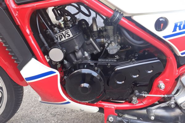 YAMAHA RD 350 31K 83 yamahard35031k831.jpg