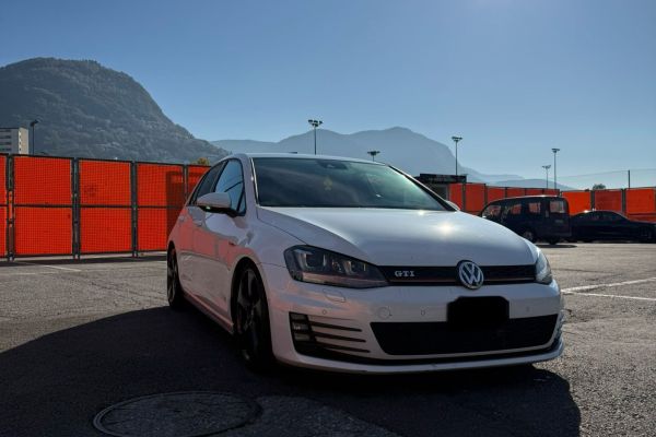 Golf VII 2.0 tsi gti golfvii20tsigti.jpg