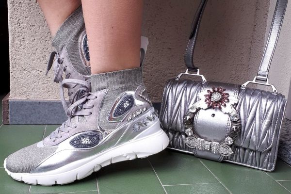 VALENTINO ORIGINALI e NUOVI!  scarpe decorate con cristalli Swarovski n. 38 e 40 valentinooriginalienuoviscarpe-67fc18f1e29a0.jpg