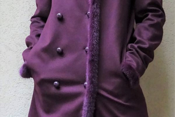 Cappotto BLUMARINE con visone. LANA + CASHMERE taglie: 36 e 42 (42 e 48IT) cappottoblumarineconvisonelana-68b59c0a0a179.jpg