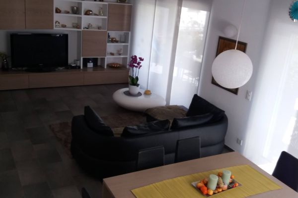 Casa indipendente ammobiliata 5 camere, 3 bagni-Mezzovico(60% moltiplicatore) casaindipendenteammobiliata5ca-67b97697b448e.jpg