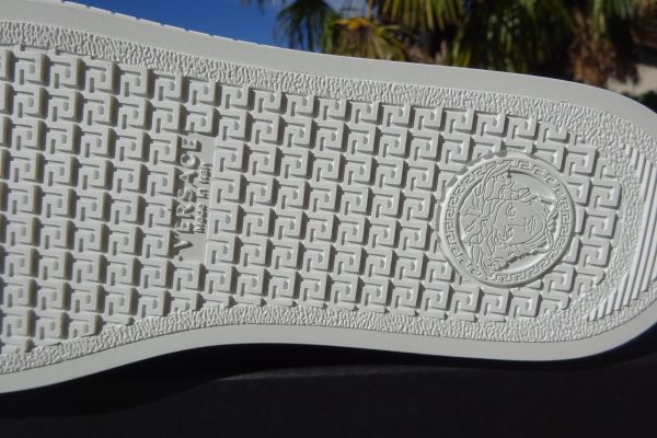VERSACE leather shoes size 39 ORIGINAL AND NEW! versaceleathershoessize39origi-66e703c94e2e2.jpg