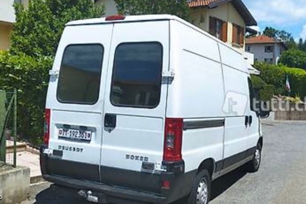 Noleggio furgone (cambio automatico) senza cauzione noleggiofurgonecambioautomatic1.jpeg