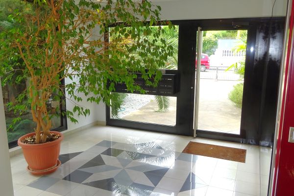 Cannes - Bilocale con terrazza, giardino, 2 posti auto - Spiaggie e centro a pie cannesbilocaleconterrazzagiard-68690f291c329.jpg
