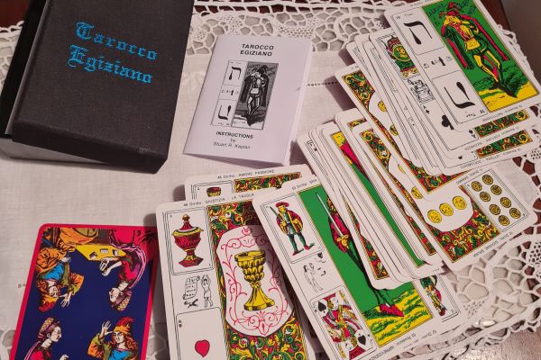 Tarocco Egiziano  1983 Edition by U.S Games. Inc – printed in U.S.A taroccoegiziano1983editionbyus.jpg