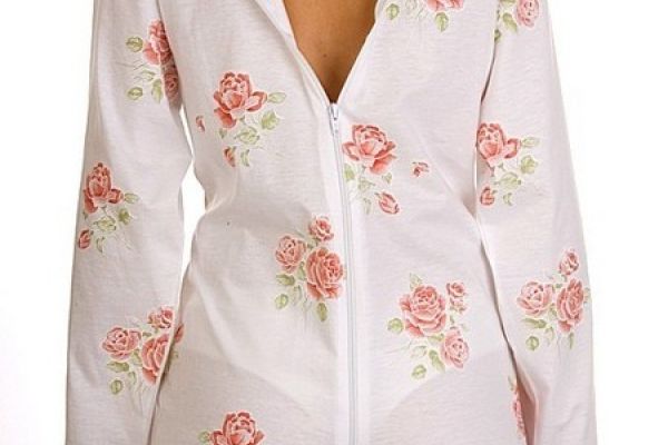 Pigiama/tuta intero per Anziani su Paramedicalshop .com pigiamatutainteroperanzianisup.jpg