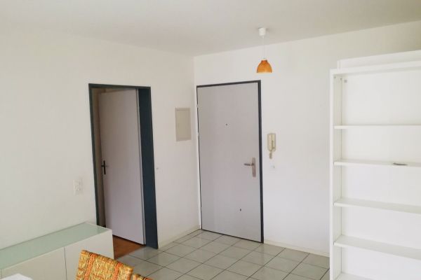 Affittasi 2.5 locali a Lugano affittasi25localialugano123.jpeg