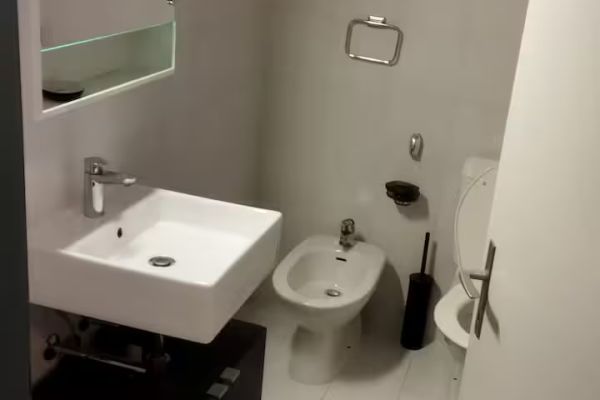 Affittasi 2.5 locali a Lugano affittasi25localialugano12345.jpeg