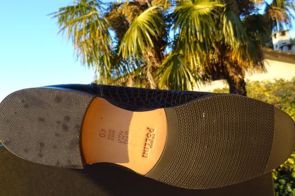 POLLINI  stivali in pelle n. 40 colore nero ORIGINALE e NUOVI! pollinistivaliinpellen40colore-68d5986d712e1.jpg